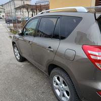 Toyota rav 4 2.2