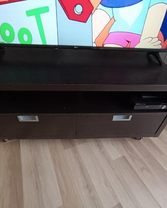 Mobile TV IKEA Besta