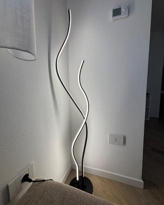 Lampada da terra a  Led