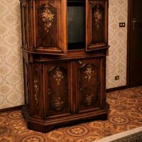 Mobile porta tv con sottostante mobiletto bar