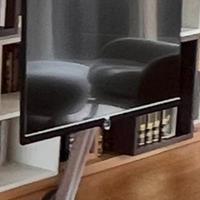 Floor stand Loewe in acciaio satinato