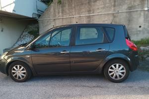 Renault scenic 1.9 dCi 130 CV