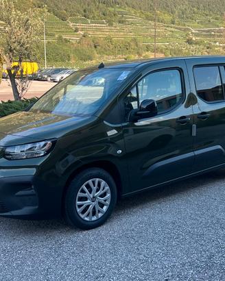 Fiat Doblo Passo Lungo 1.5 d Doblo 130cv auto 7p.t