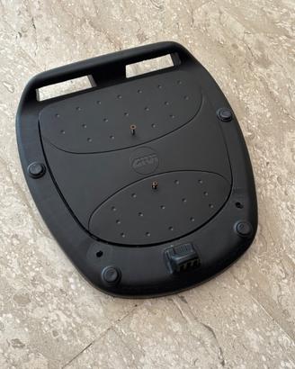 Piastra bauletto Givi Monolock