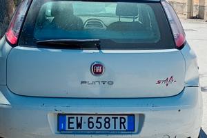 fiat punto street incidentata