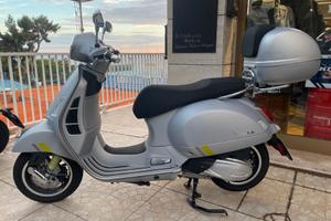 Vespa GTS 300 hpe Supertech - 2023