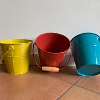 Porta vasi in ferro smaltato