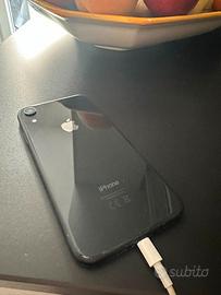 I phone XR 64GB