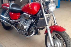 HONDA VF 750