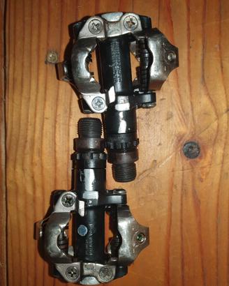 Pedali SHIMANO MTB 