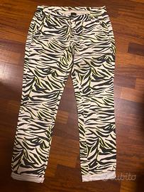 Pantaloni Please