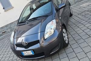 Yaris 1300 5 porte
