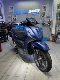 Piaggio Beverly 300 i.e. 310 my 2026 new color blu