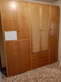 3 CAMERE DA LETTO 300€ TOT o 130€ CAD TRATTABILI