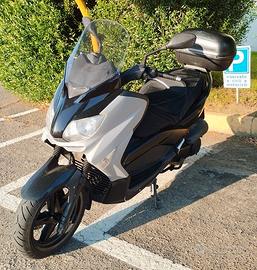 Scooter Yamaha XMAX 250