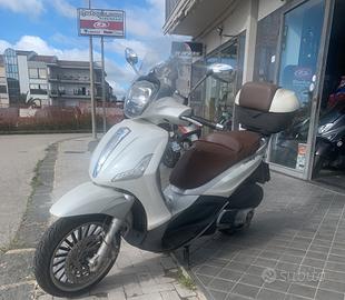 Piaggio Beverly 300 i.e. Full Optional