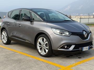 Renault Scenic 1.5 dCi 8V 110 CV NEOPATENTATI