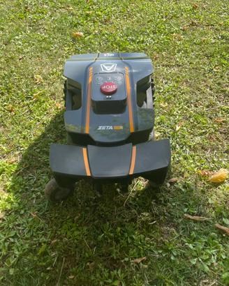 robottino taglia erba