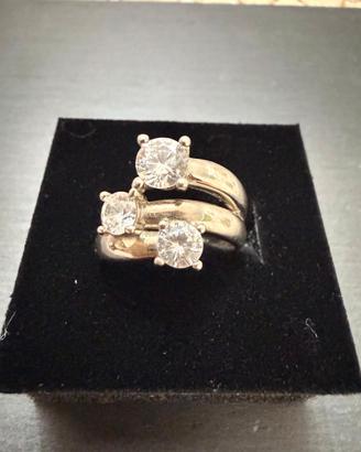 Anello Trilogy in argento con zirconi