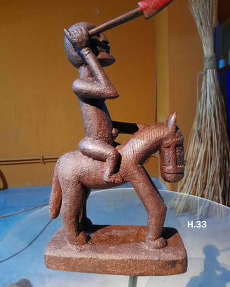 GUERRIERO A CAVALLO
