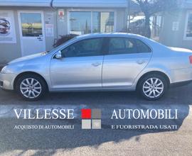 VOLKSWAGEN JETTA (KM 98.207) DA VETRINA