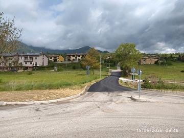 Casolare e terreno, si vende anche separati