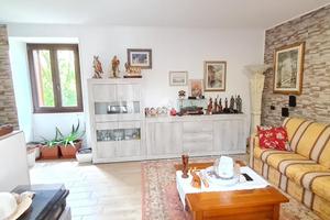 3 LOCALI A BRUSAPORTO