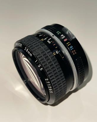 Nikon Nikkor 28mm f3.5