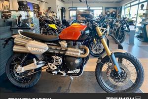 Triumph Scrambler 1200 XE Baja Orange/Phantom Blac