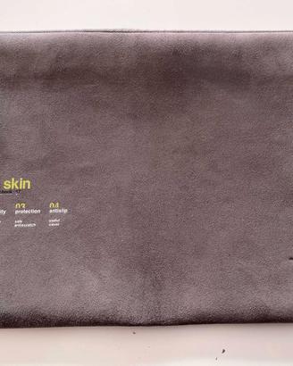 Custodia TUCANO Second Skin 17"