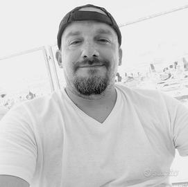 Scaffalista notturno e diurno