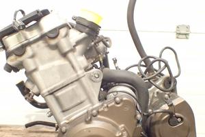 Kawasaki ZX-9R Ninja (98–00) Motore a carburatore 