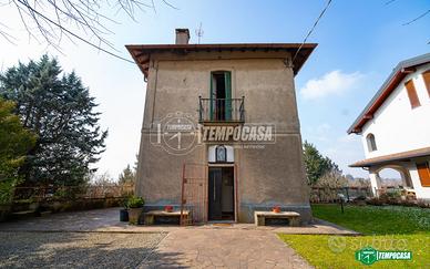 VILLA INDIPENDENTE CON GIARDINO