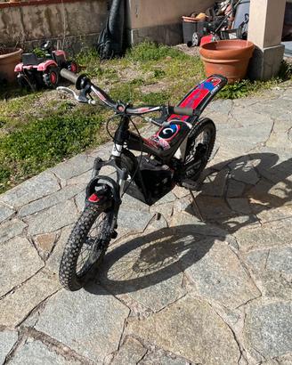 Mini  trial elettrico  Oset 16 pollici