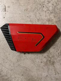 Moto Guzzi V35 V50 fianchetto sinistro