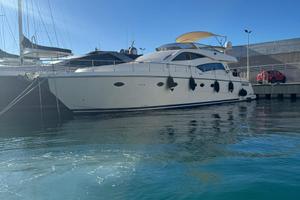 Imbarcazione fly della Pietà DP59 man 900 cv