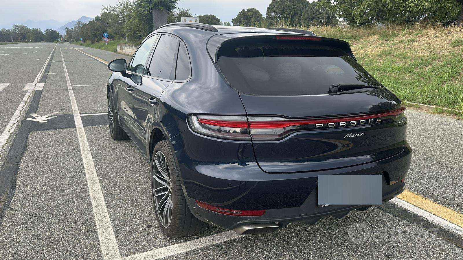 Porsche Macan 2021 photo 2