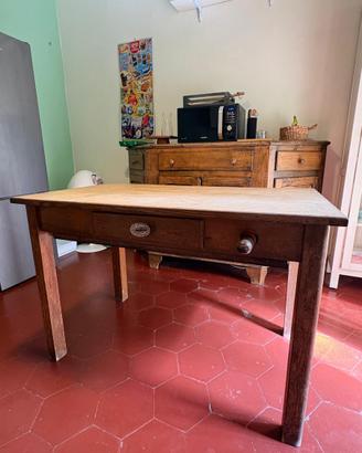 Tavolo vintage in legno con cassetto