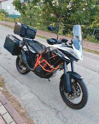 KTM 1190 Adventure R  