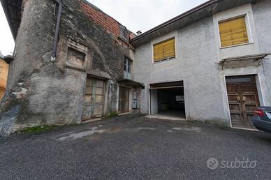 Casa Colonica da Ristrutturare con Vista Panoramic