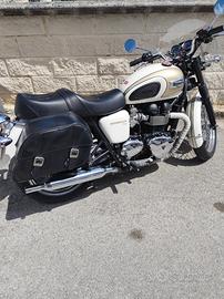Triumph Bonneville t 100 
