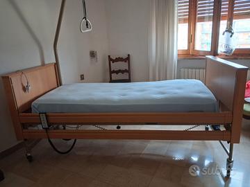 Letto articolato in legno marca Vermeiren
