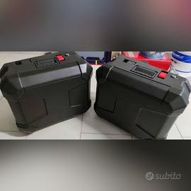 Valigie laterali per moto africa twin