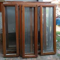 Finestre e Finestroni in legno