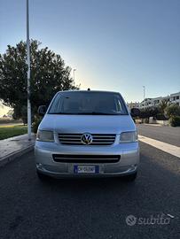 Volkswagen T5 Transporter Comfortline 2.5 TDI