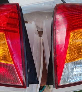 fanali posteriori KIA RI SW 2004