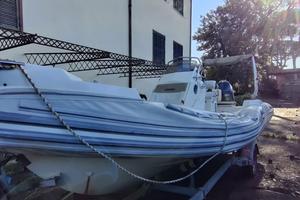 Gommone a chiglia rigida Lomac 710 IN 2012 Lunghez