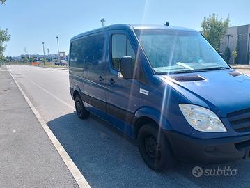 Mercedes Benz sprinter modello 309  passo medio 