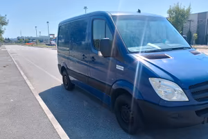 Mercedes Benz sprinter modello 309  passo medio 