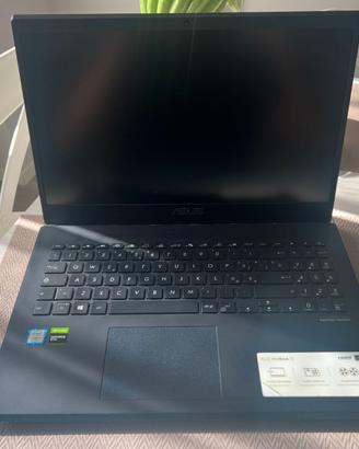 Asus VivoBook 15 - i7 - GTX 1650 – 12GB RAM